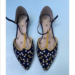 Boden Shoes - Navy Blue Embroidered Star Flats